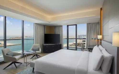 King One Bedroom Suite with Sea View